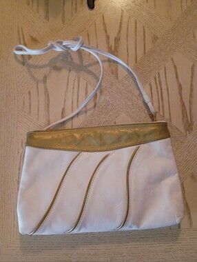Amanda Smith Vintage White and Metallic Gold Shoulder Bag